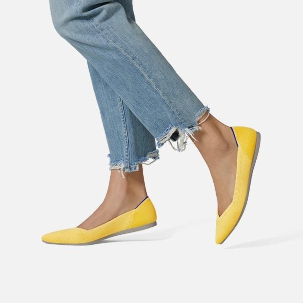 Rothy’s Rare Sunshine Point machine-washable Yellow Flats Sz 7.5